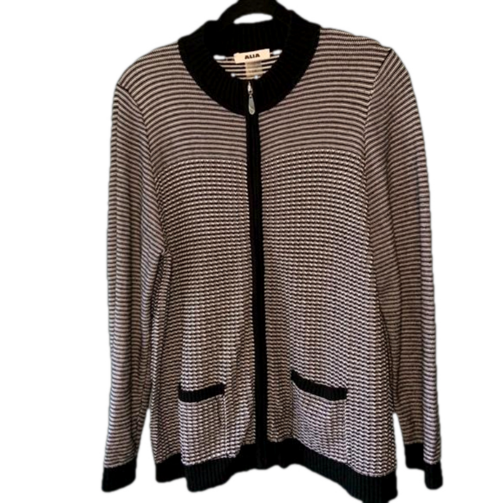 Alia Cardigan